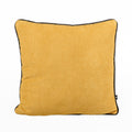 Almofada BELLUS 45x45 Veludo Amarelo Mostarda com Vivo Preto