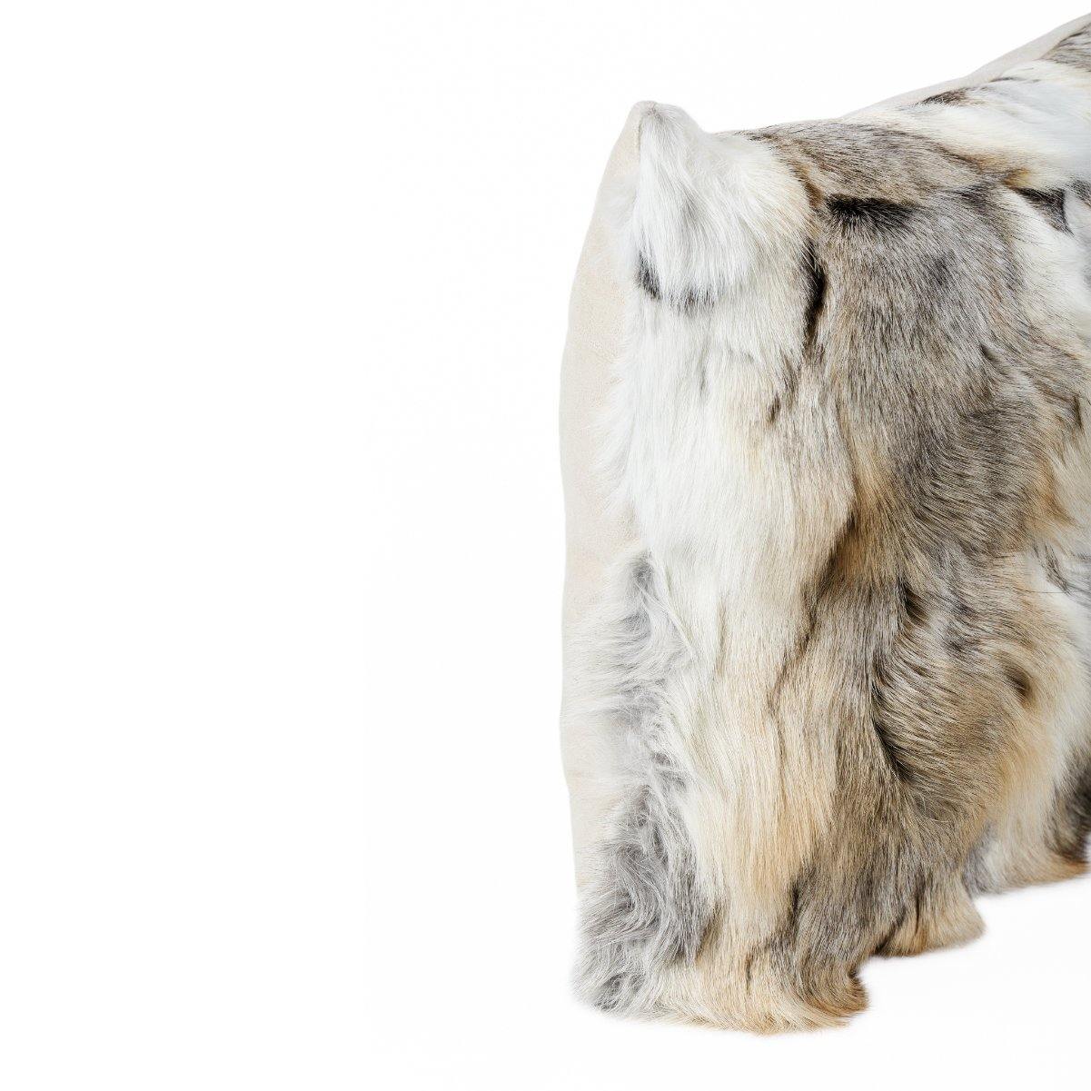 Almofada DINJA 40x40 Pêlo Raposa - KUXIN // Home Fashion