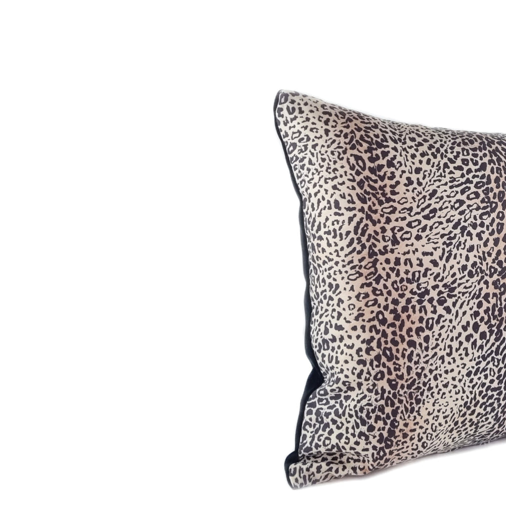 DINJA Cushion 40x65 Tigress Pattern with Black Velvet Back