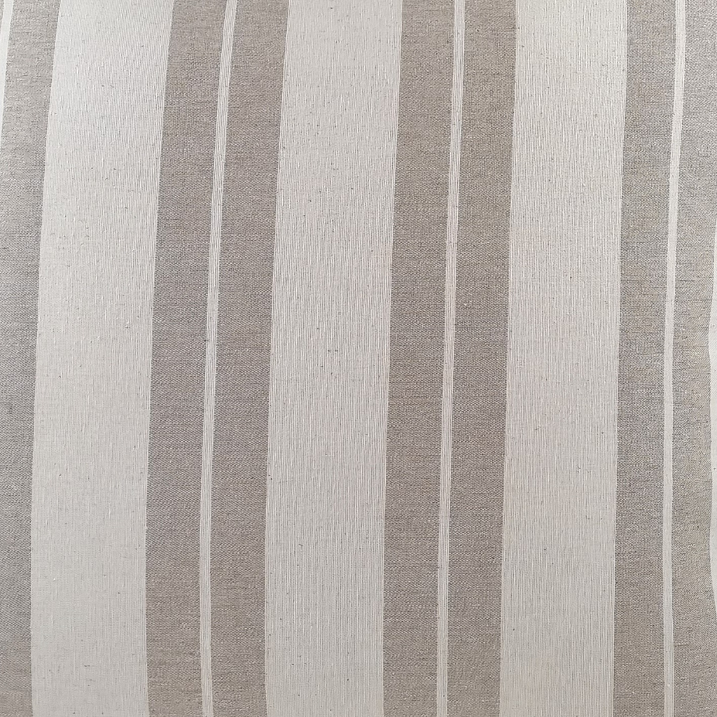 Almofada DINJA 50x50 Linho Cru com risca larga dupla Castanha e rebordo