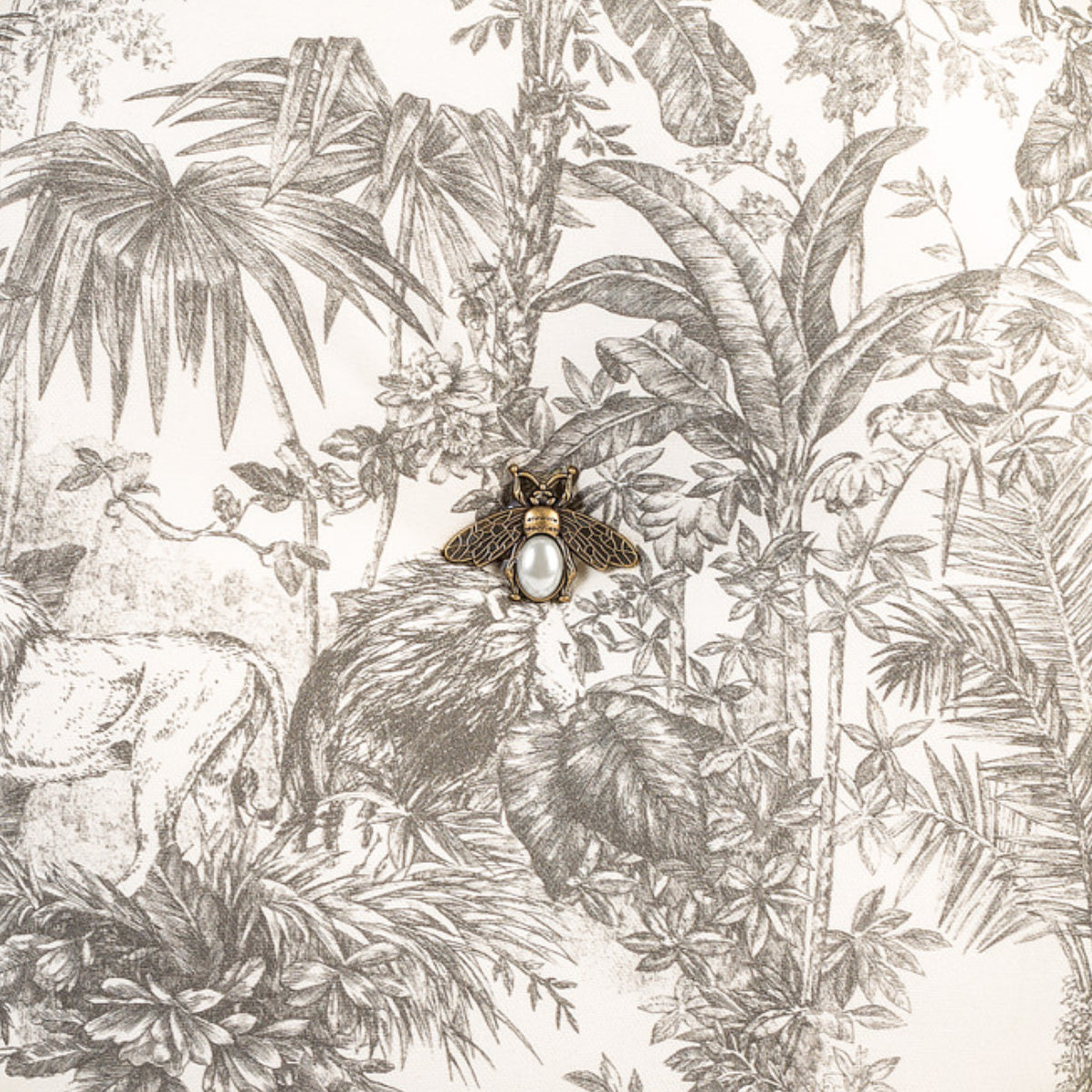 DINJA Round Cushion 45 Palm Trees with Bee and Green Fringe