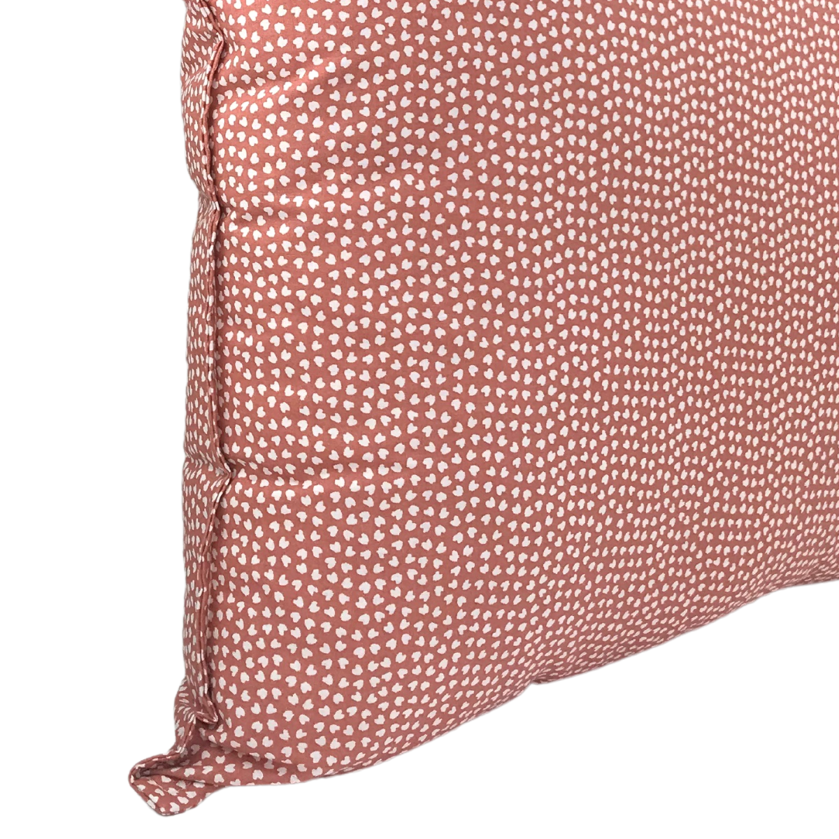 Almofada FJURI 45x45 Rosa com padrão de folhas pequenas