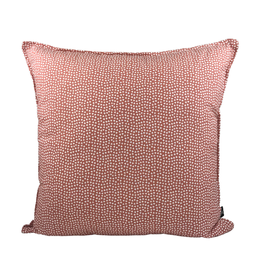 Almofada FJURI 45x45 Rosa com padrão de folhas pequenas