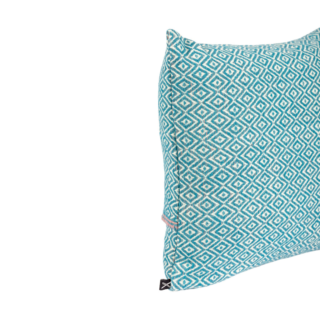 Almofada HEMMEK 45x45 Lã Azul em padrão diamante