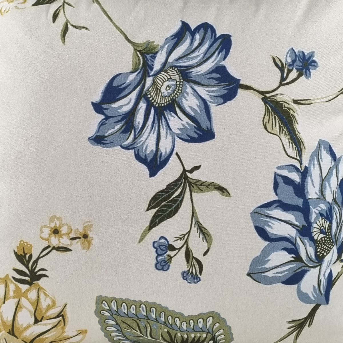 Cushion FJURI 45x45 Blue Flowers with Yellow Trim