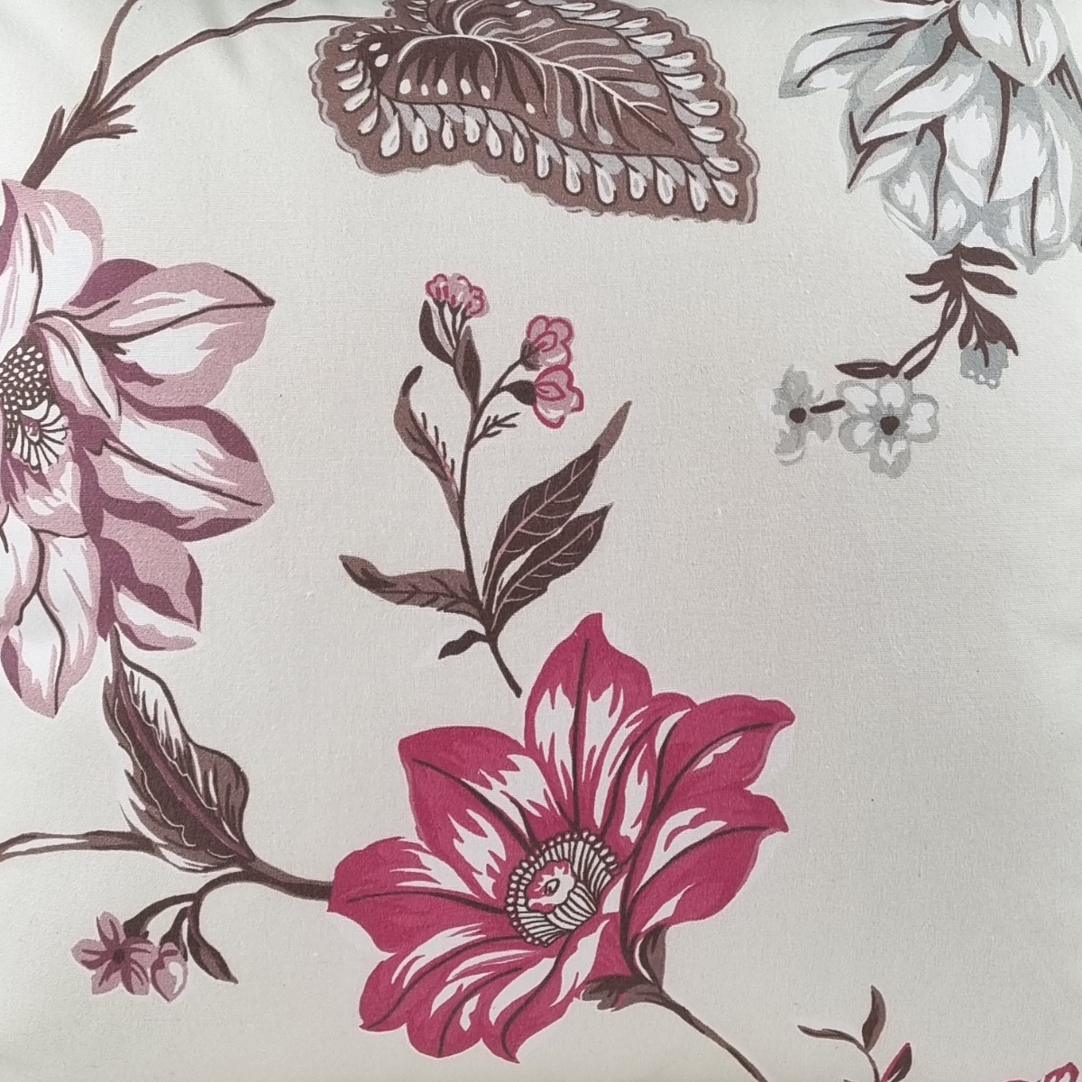 Almofada FJURI 45x45 Flores Rosa com vivo Roxo