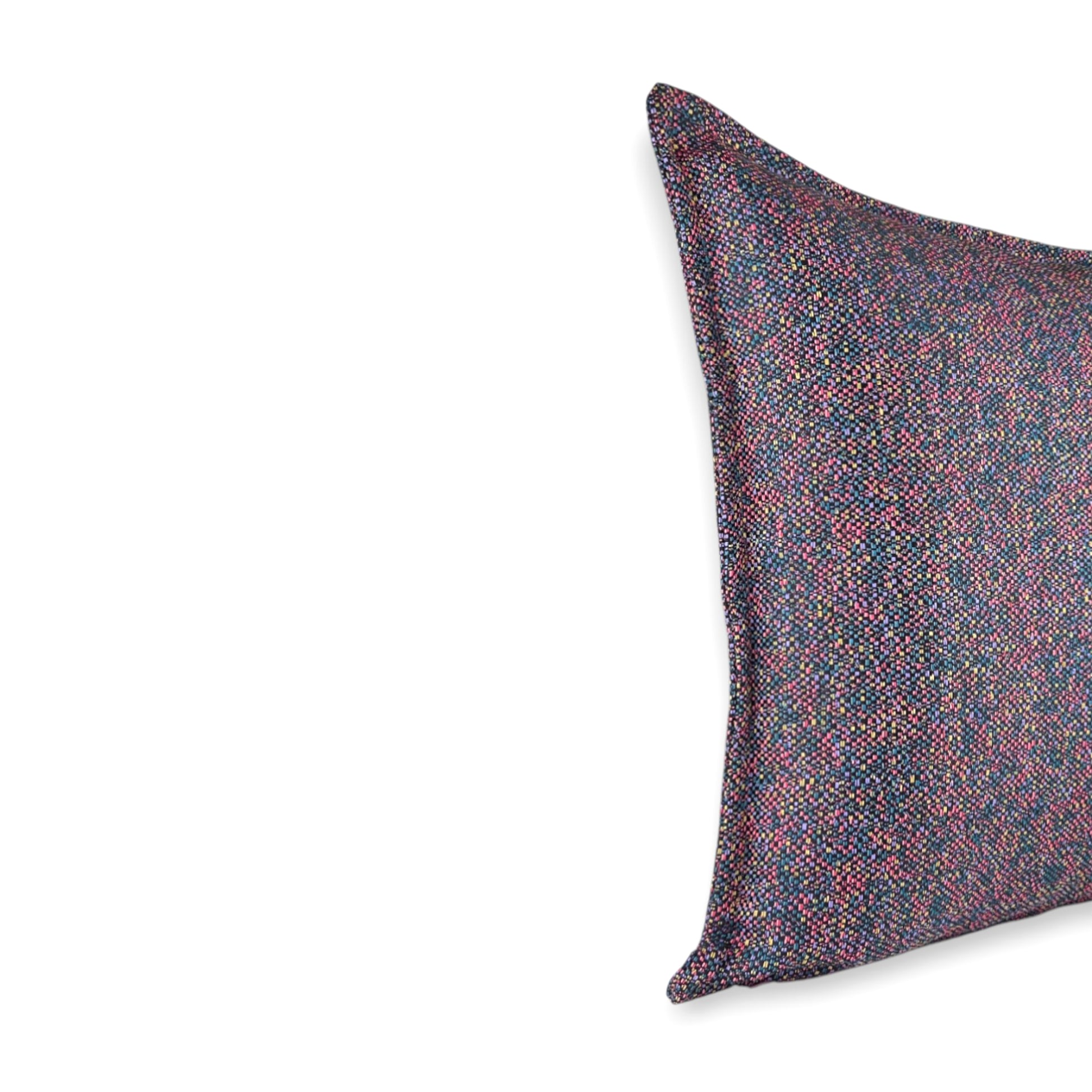 Almofada KULURI 50x50 em tons de Roxo com padrão colorido e paleta